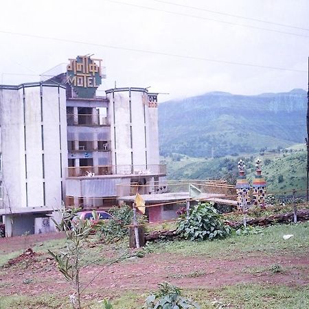 Ganaka Motel - Igatpuri Exterior photo
